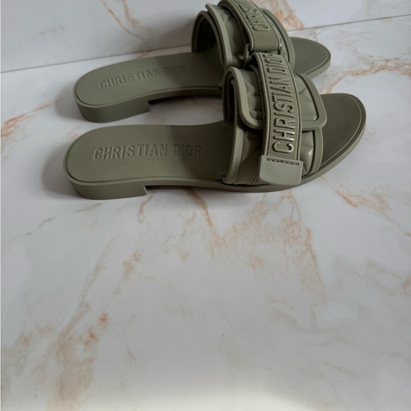Dior Dio(r)evolution Slide Sandal - Picture 2 of 9
